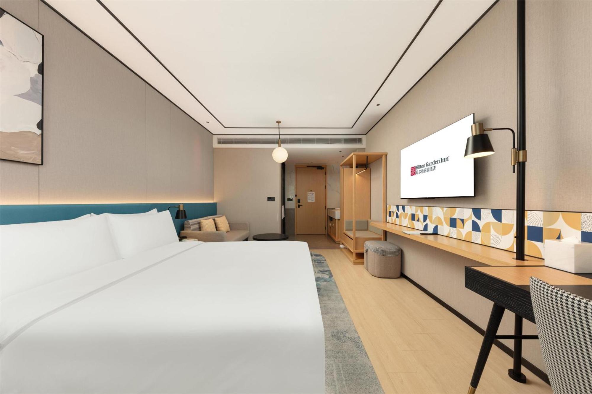 Hilton Garden Jiading Hotel